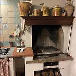 Casa Di Gabriele Campiglia بيت للعطل
