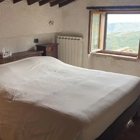 Casa Di Gabriele Campiglia بيت للعطل